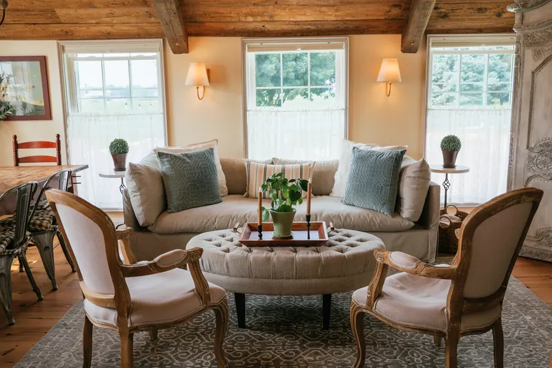 Interior living room photograph